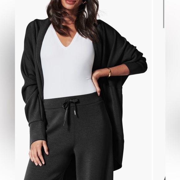 SPANX Sweaters - Spanx Air Essentials Cocoon Cardigan